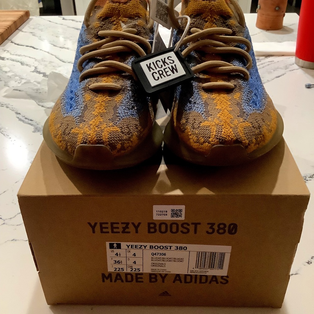 Yeezy sneakers 380